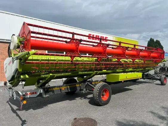 CLAAS Lexion 7500 - Photo 25