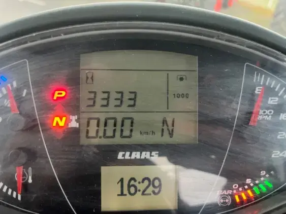 CLAAS AXION 920 CMATIC  - Photo 11