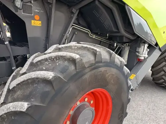 CLAAS lexion 7400 - Photo 15