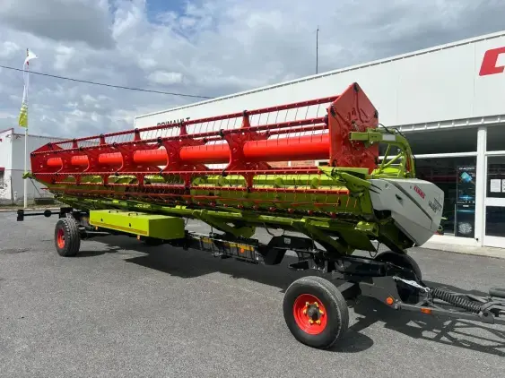 CLAAS Lexion 7500 - Photo 24