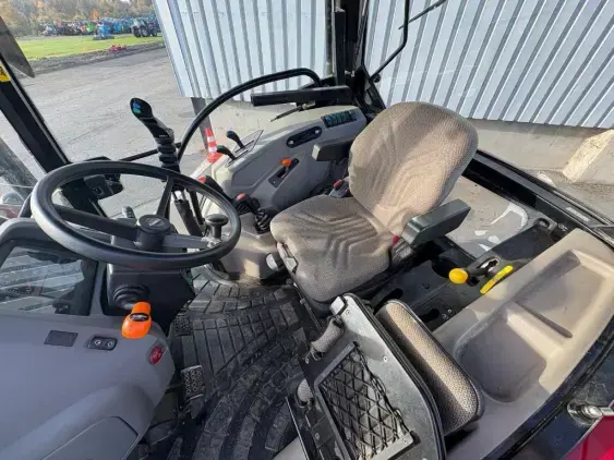 CASE IH FARMALL 65A - Photo 10