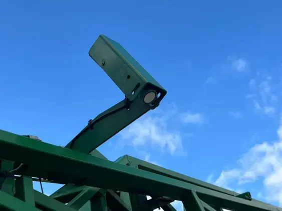 JOHN DEERE 840i - Photo 15