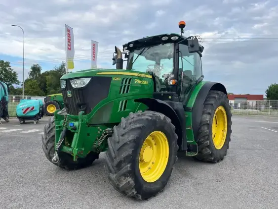 JOHN DEERE 6210R - Photo 3