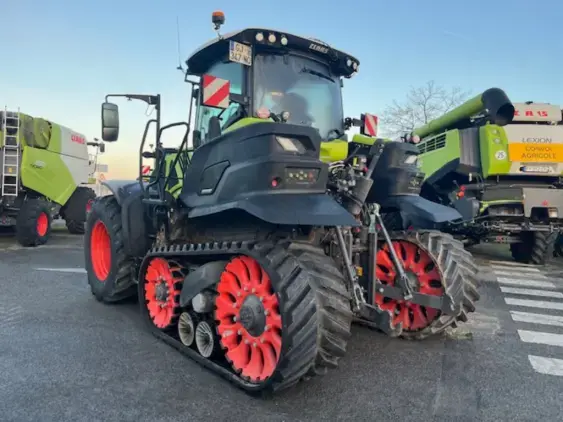 CLAAS AXION TERRA TRAC - Photo 5
