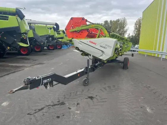 CLAAS LEXION 750 - Photo 18