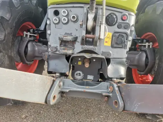 CLAAS AXION 830 CMATIC - Photo 16