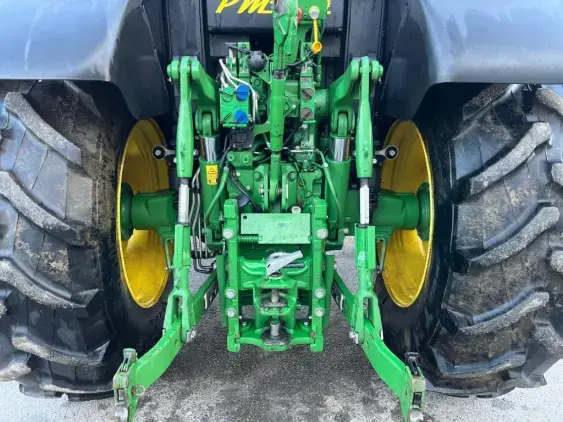 JOHN DEERE 6155M - Photo 11