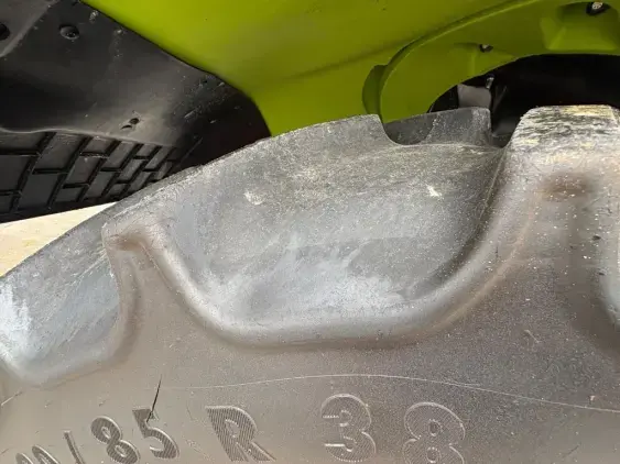 CLAAS ARION 430 CIS - Photo 18