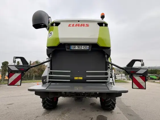 CLAAS Trion 660  - Photo 6