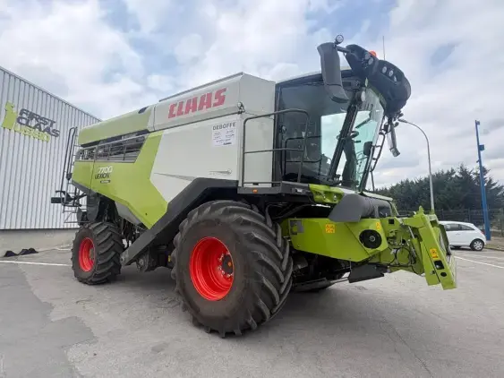 CLAAS Lexion 7700 Montana 4x4 - Photo 1