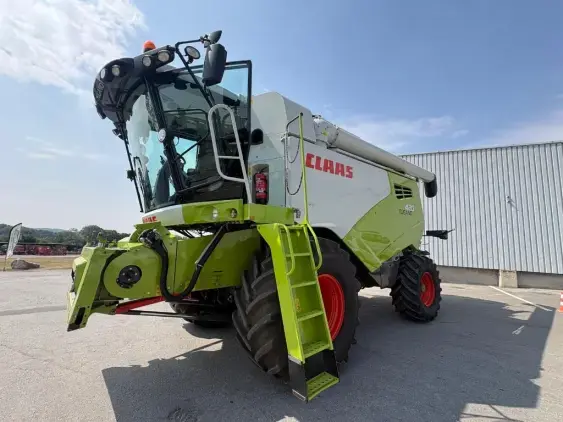 CLAAS TUCANO 420 - Photo 3