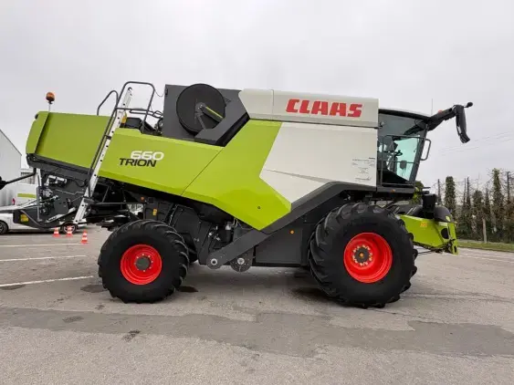 CLAAS Trion 660  - Photo 8
