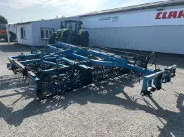 Acheter RELIGIEUX    en vente à GUEUDET 1880 MONTIGNY-LENGRAIN - CONCESSION CLAAS