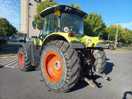 CLAAS Arion 640 t4i - Photo 5