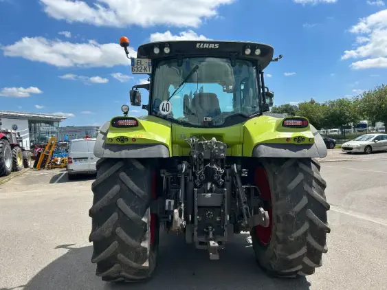 CLAAS ARION 620 - Photo 6