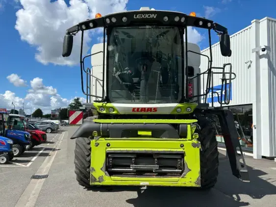 CLAAS Lexion 5300 - Photo 2