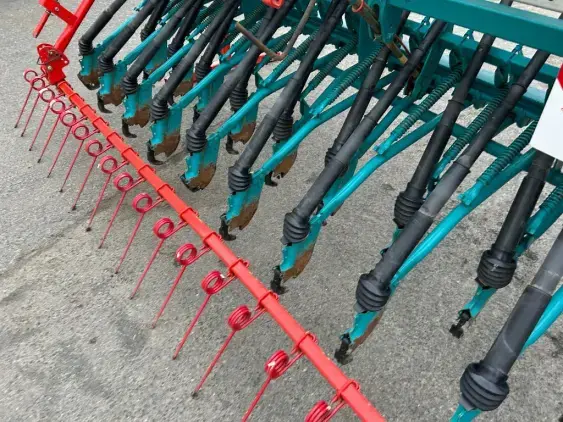 KUHN HRB 301 - Photo 9