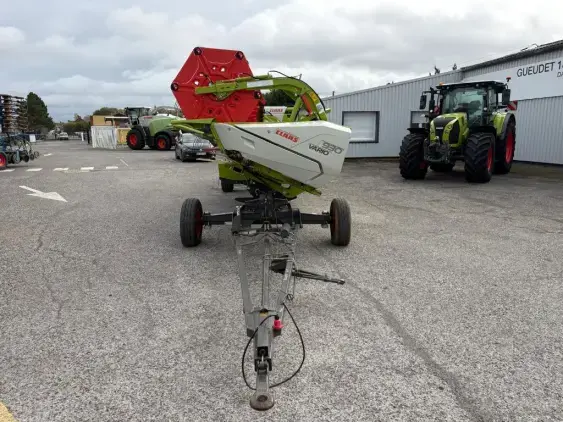 CLAAS Lexion 7600 TERRATRAC - Photo 20