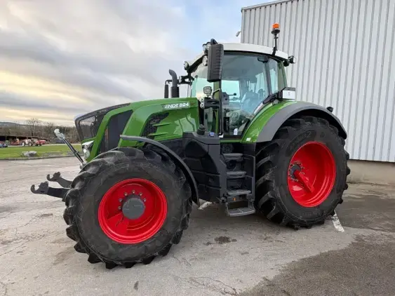 FENDT 824 VARIO PROFI + - Photo 3