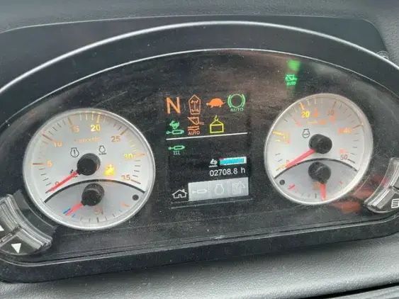 CLAAS SCORPION 741 VARIPOWER - Photo 10