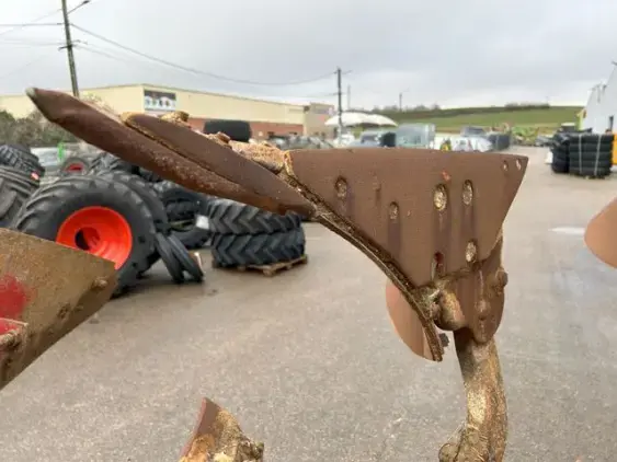 KVERNELAND LS90 - Photo 11