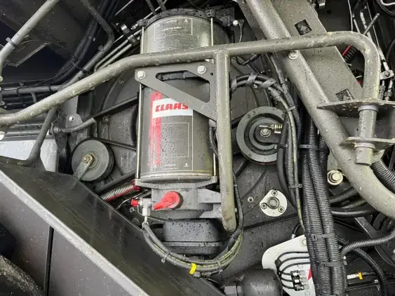 CLAAS Lexion 8700  - Photo 12