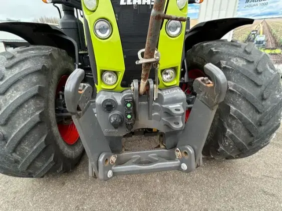 CLAAS ARION 660 CIS+ - Photo 9